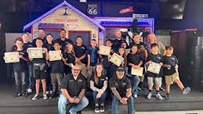 24 Kids Shop with a Cop in Hemet